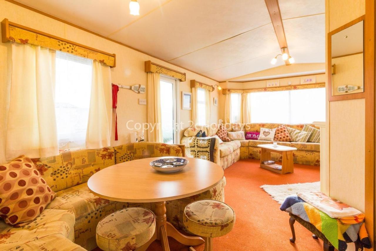 Hotel 8 Berth Caravan For Hire At Heacham Holiday Park In Norfolk Ref 21024F Esterno foto