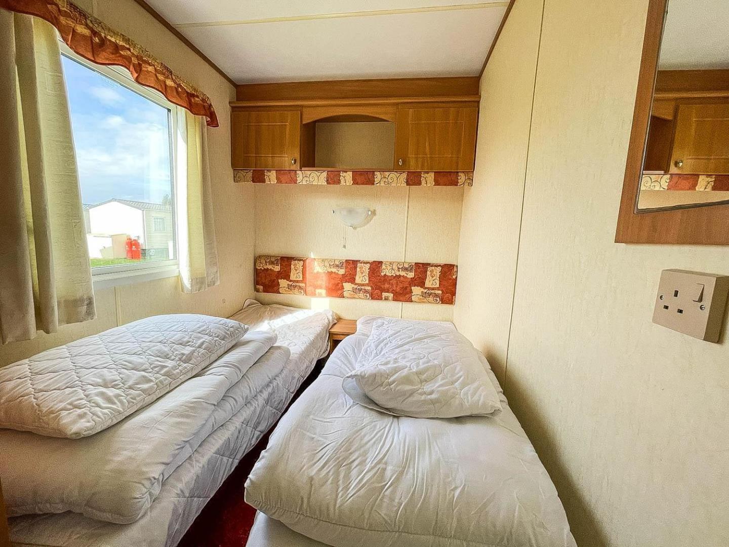 Hotel 8 Berth Caravan For Hire At Heacham Holiday Park In Norfolk Ref 21024F Esterno foto